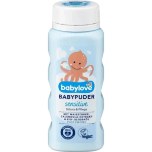 Talkvrije Babypoeder: Babylove Babypuder Sensitive 100gr Babylove Sensitive Babypoeder zonder talk – Extra zacht & beschermend Zacht als ouderlijke liefde. Het Babylove Sensitive babypoeder zonder talk is speciaal ontwikkeld voor de meest gevoelige babyhuid. Dankzij de milde formule op basis van maïszetmeel beschermt en verzorgt het poeder kwetsbare huidzones zoals de luierzone, huidplooien en oksels. De combinatie van calendula-extract en biologische jojoba-olie helpt de huid te kalmeren en te voeden. Het poeder absorbeert overtollig vocht effectief en laat de huid droog, comfortabel en zijdezacht aanvoelen.